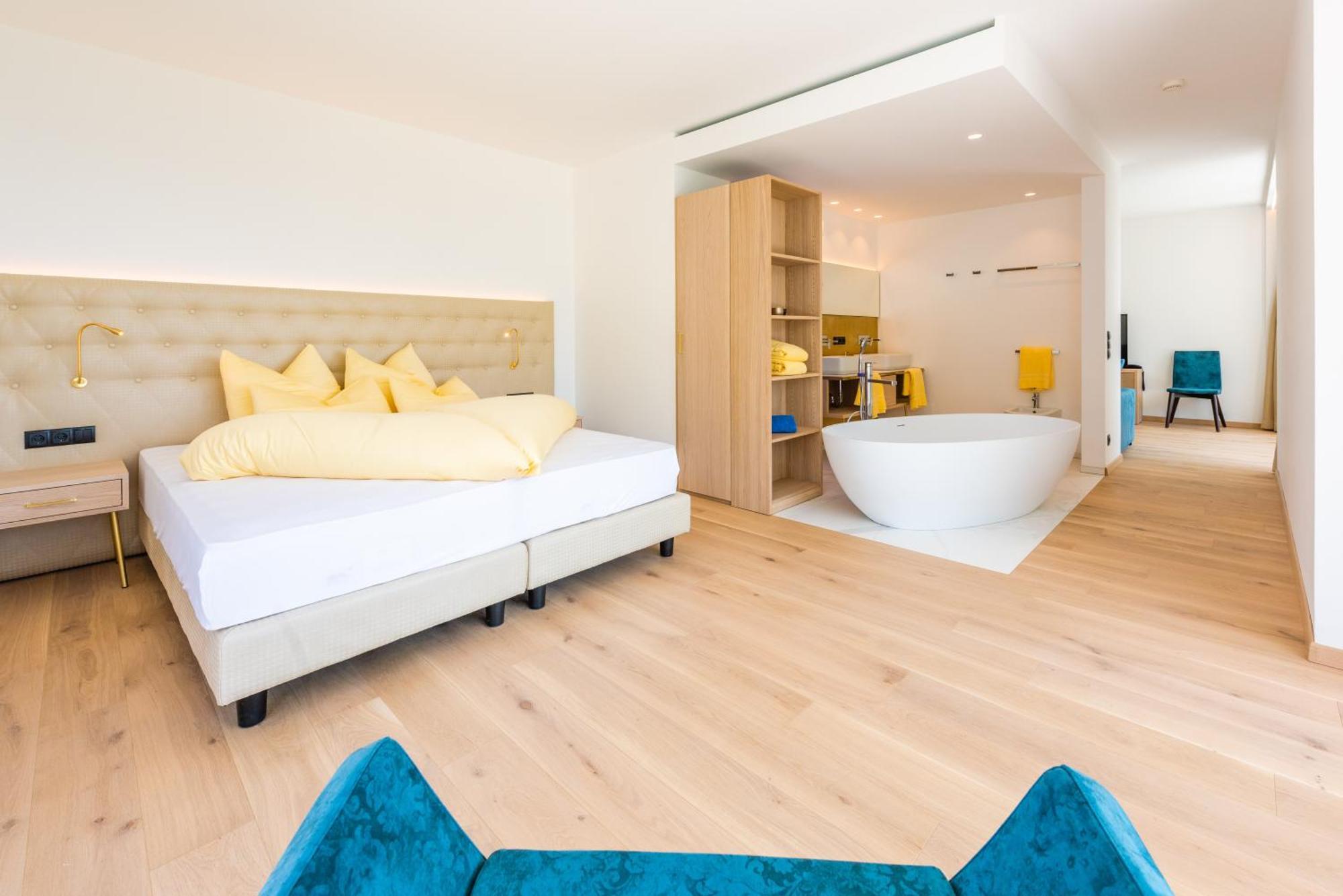 Hotel Gschwangut ลานา ภายนอก รูปภาพ
